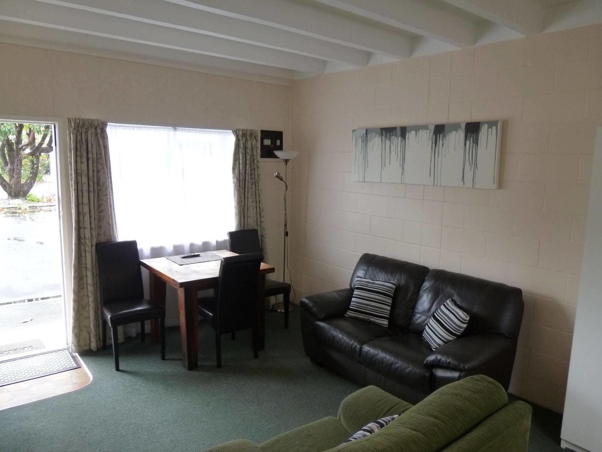 Marina Court Motel & Apartments Whangarei Zewnętrze zdjęcie