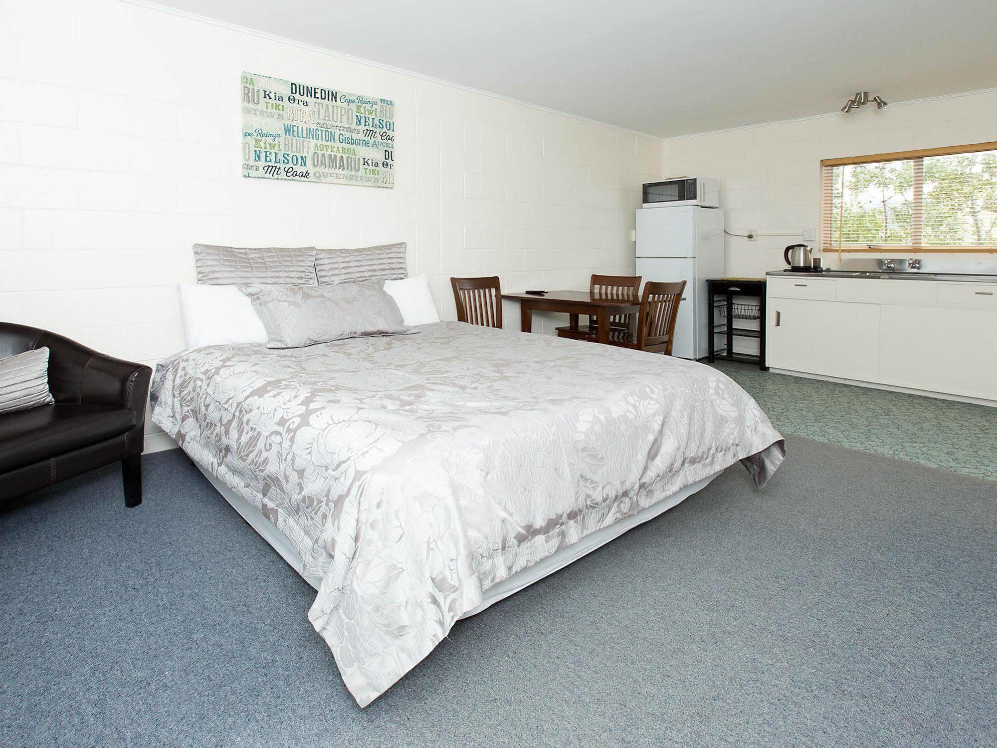 Marina Court Motel & Apartments Whangarei Zewnętrze zdjęcie